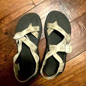 🏔️ Chacos 🏔️